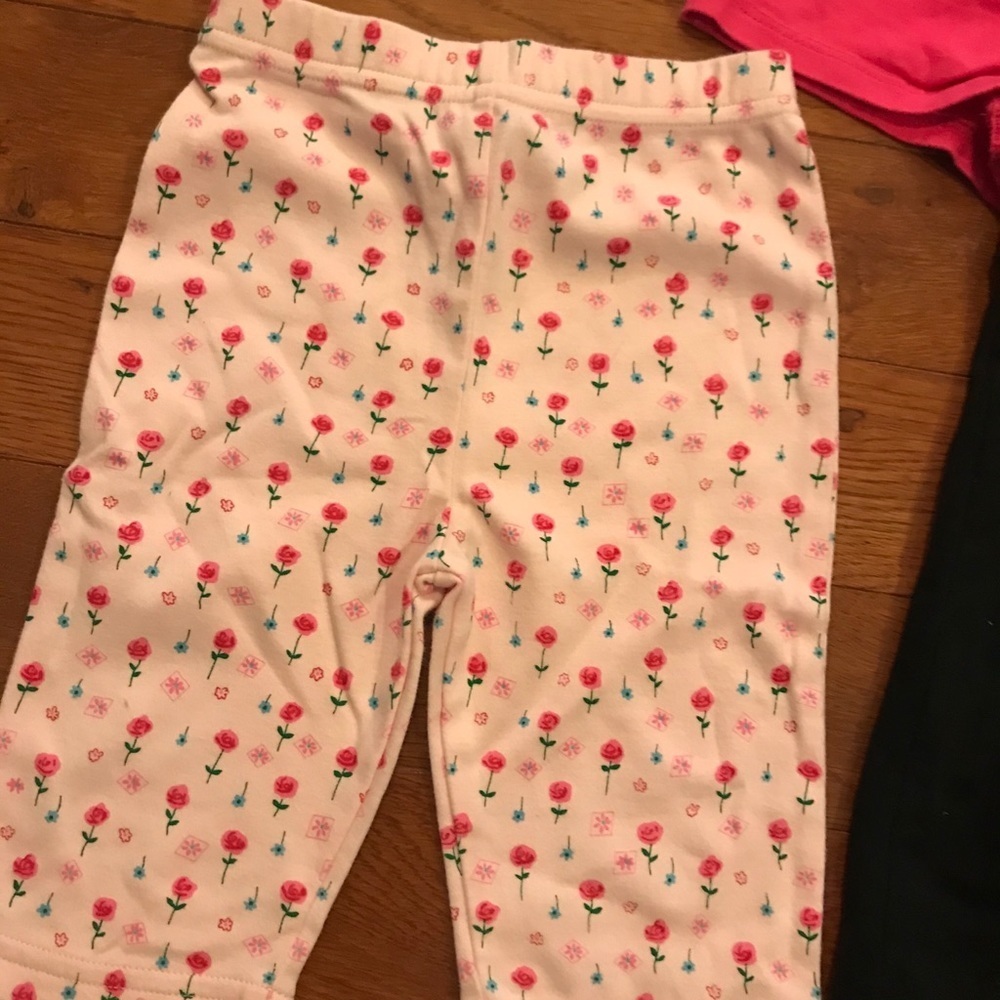 6/$20 - 6/9 month shorts and capris - Picture 2 of 3